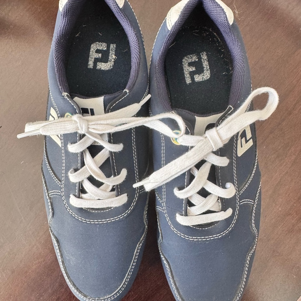 Women's FootJoy Sport Retri Blue and White Golf Shoes. Size 9.5 - Picture 6 of 7